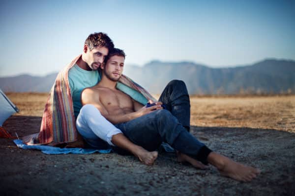 Более 90% молодых геев мечтают о моногамных отношениях