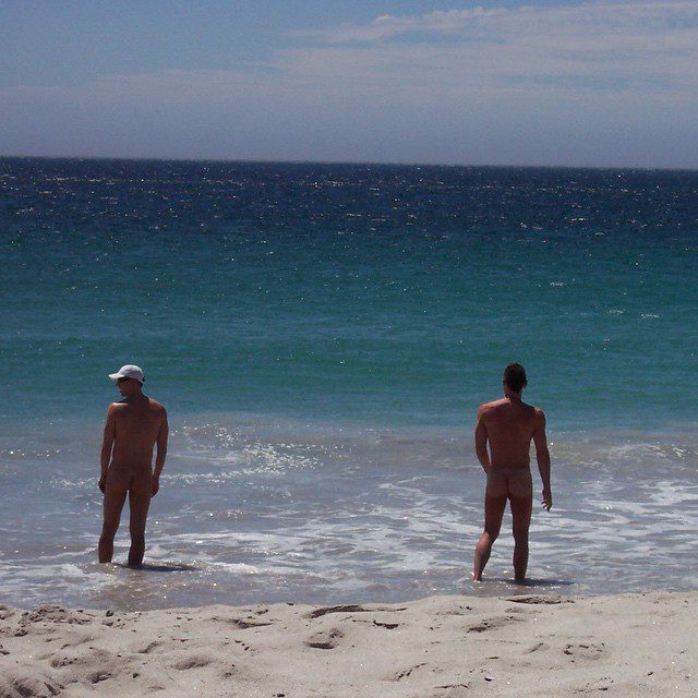10 самых сексуальных нудистских пляжей мира
