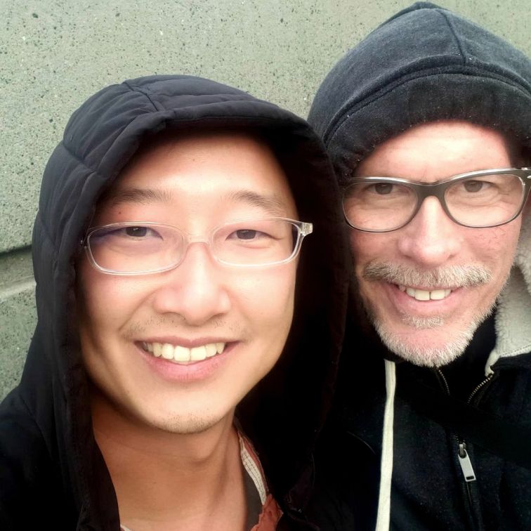 Счастливую гей-пару познакомил сайт, посвящённый памяти жертв СПИДа
