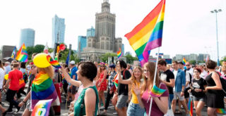 ЛГБТ-прайд в Варшаве
